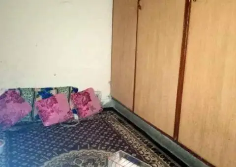 Girls in i8/4.Islamabad - 2/2