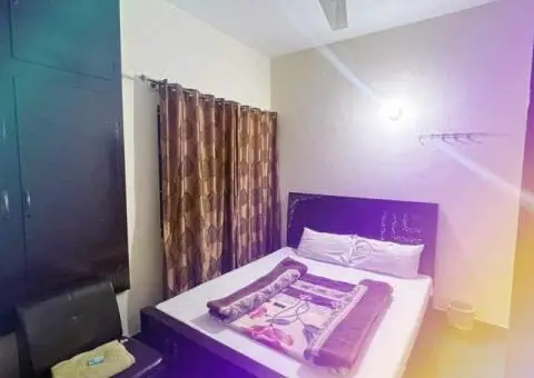 Boys hostel near to   bar.B.Q tonight chaklala scheme 3 Rawalpindi - 1/4