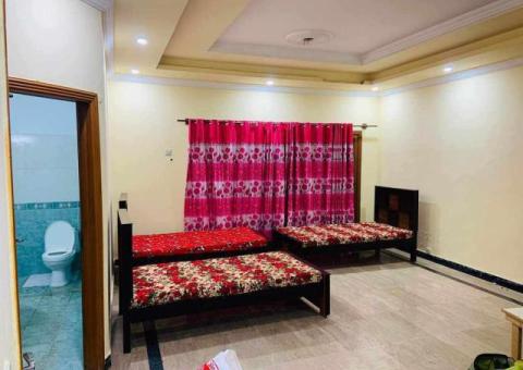 Boys hostel near to    nando's chaklala scheme 3 Rawalpindi - 4/5