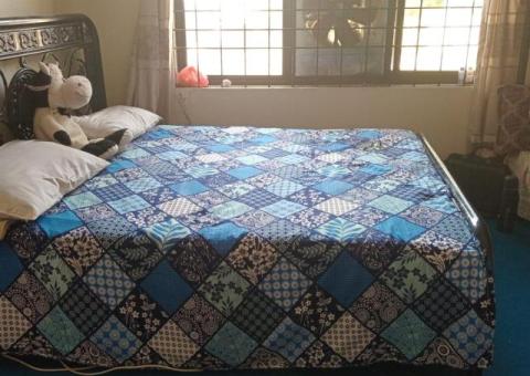 G9 Girls Hostel seperate room available