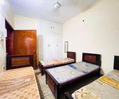 Girls hostel in Gulistan e Johar karachi