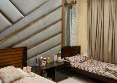 Girls hostel in Landhi Karachi