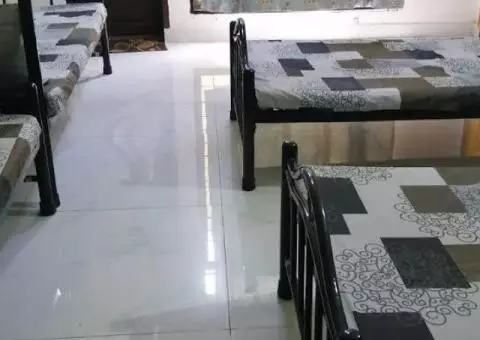 Al-Raza Boys Hostel - Located in G-10/2, Islamabad