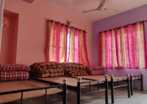 Al-Kausar Boys Hostel - Located in G-10/2, Islamabad