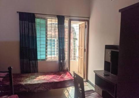 Al-Zahra Girls Hostel - Located in G-10/4, Islamabad