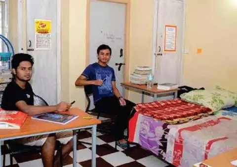 Umer Boys Hostel - Located in G-10/2, Islamabad