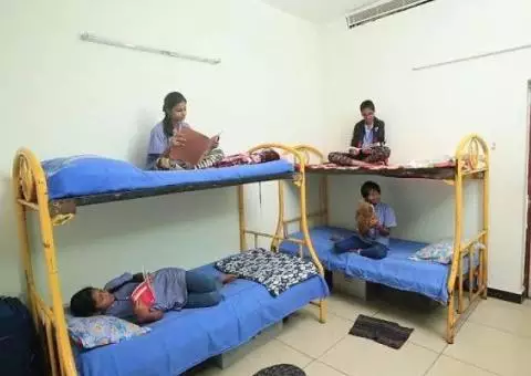 Uzma Girls Hostel - Located in G-10/4, Islamabad