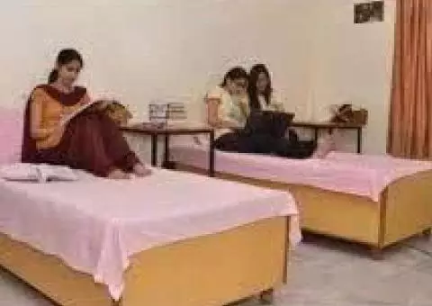 Zoya Girls Hostel - Located in G-10/4, Islamabad